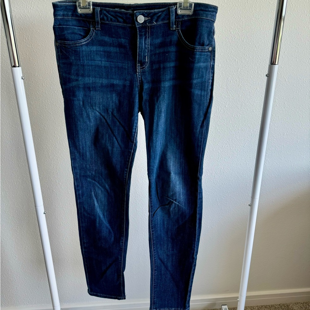 Women’s Skinny Jeans